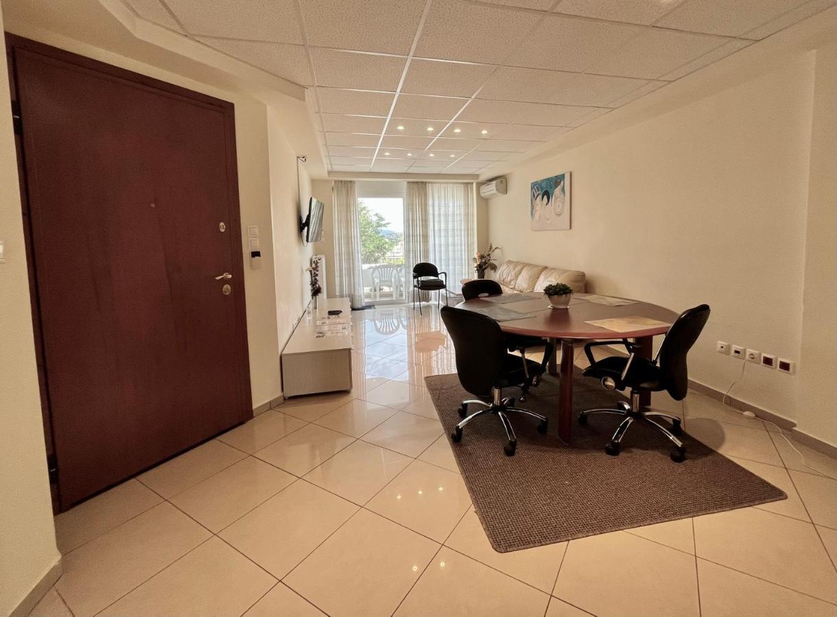 Hector Apartment Airport By Airstay Spáta Екстериор снимка